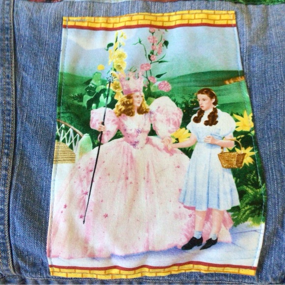 Upcycled denim jacket  decorated with vintage wizard of oz fabric - Picture 5 of 7